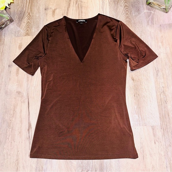 Express fitted tee - Picture 3 of 8